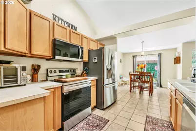 87607 Halcyon Dr, Veneta, OR 97487 - Photo 4
