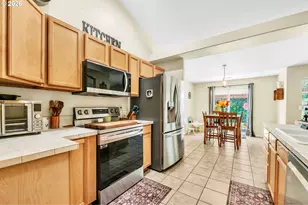 87607 Halcyon Dr, Veneta, OR 97487 - Photo 4
