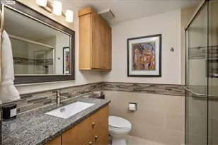 762 NW Westover Square, Portland, OR 97210 - Photo 34