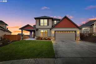 1124 N 9th Way, Ridgefield, WA 98642 - Photo 1