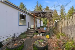 25368 E Cedar Glen Loop, Mount Hood Village, OR 97067 - Photo 24