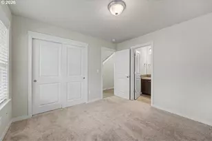 11761 SW Valencia Ln, Wilsonville, OR 97070 - Photo 8