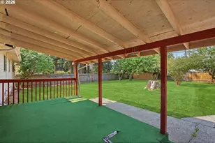 215 NE 167th Pl, Portland, OR 97230 - Photo 34