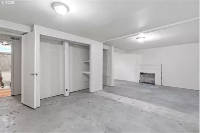 215 NE 167th Pl, Portland, OR 97230 - Photo 22