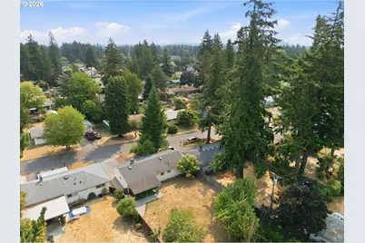 215 NE 167th Pl, Portland, OR 97230 - Photo 36