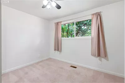 215 NE 167th Pl, Portland, OR 97230 - Photo 18