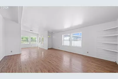 626 NW 4th Ave, Milton-Freewater, OR 97862 - Photo 10