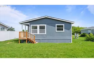 626 NW 4th Ave, Milton-Freewater, OR 97862 - Photo 2