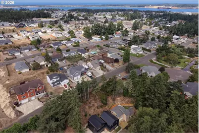 2143 Ash St, North Bend, OR 97459 - Photo 36
