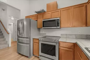 1353 NE 86th Ct, Hillsboro, OR 97006 - Photo 12