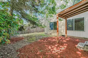 1353 NE 86th Ct, Hillsboro, OR 97006 - Photo 26