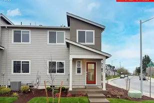 876 Sifuentez Ct, Woodburn, OR 97071 - Photo 2