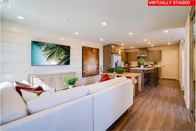 876 Sifuentez Ct, Woodburn, OR 97071 - Photo 12