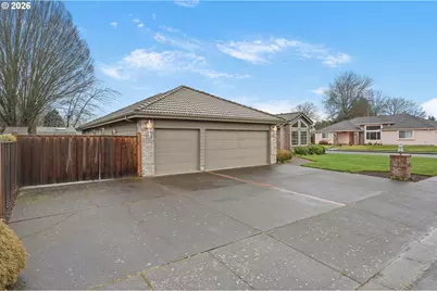 3105 Wolf Meadows Ln, Eugene, OR 97408 - Photo 2