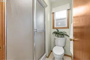 3105 Wolf Meadows Ln, Eugene, OR 97408 - Photo 28