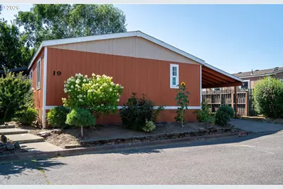 300 S Everest Rd, Newberg, OR 97132 - Photo 1