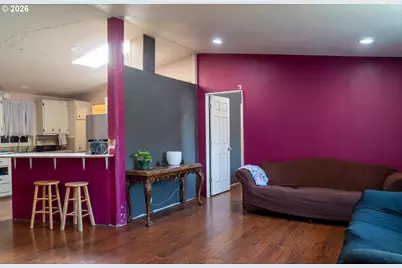 300 S Everest Rd, Newberg, OR 97132 - Photo 4