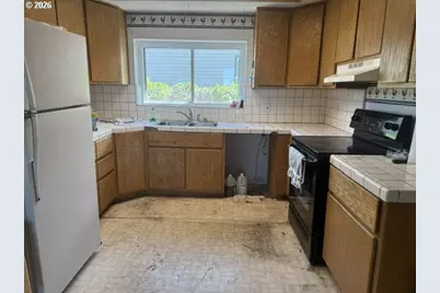 1890 Clark St, Baker City, OR 97814 - Photo 10