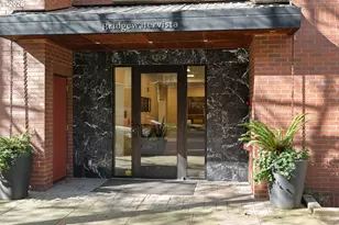 8712 N Decatur St, Portland, OR 97203 - Photo 2