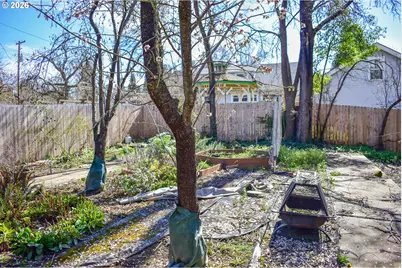 1114 Reddy Ave, Medford, OR 97504 - Photo 10