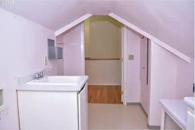 1114 Reddy Ave, Medford, OR 97504 - Photo 34