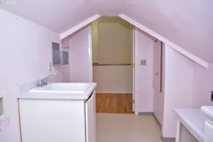 1114 Reddy Ave, Medford, OR 97504 - Photo 34