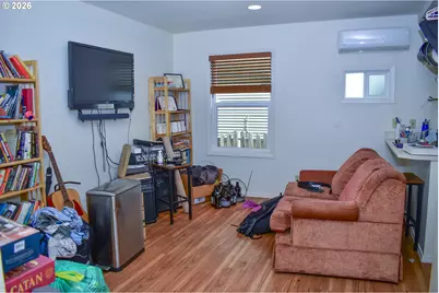 1114 Reddy Ave, Medford, OR 97504 - Photo 4