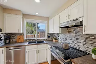 1030 NW Rachel St, Hillsboro, OR 97124 - Photo 8