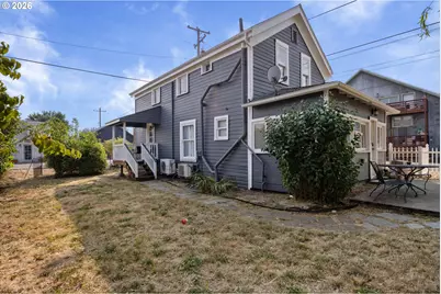 203 NE Second St, Oakland, OR 97462 - Photo 14