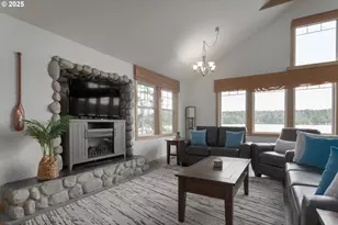 84284 Alder Dr, Florence, OR 97439 - Photo 18