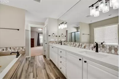 10847 SE Alexander Dr, Happy Valley, OR 97086 - Photo 32