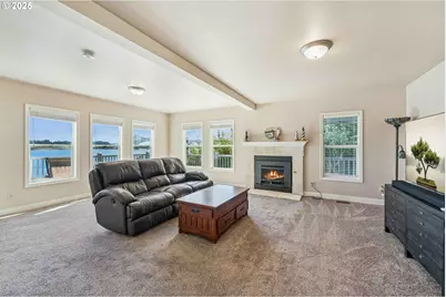 93646 Mallard Ln, North Bend, OR 97459 - Photo 18