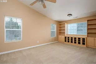 10636 SW 43rd Ave, Portland, OR 97219 - Photo 36