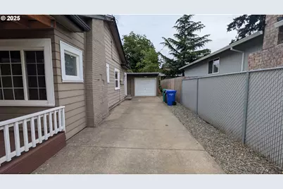 420 SE Linden Ave, Gresham, OR 97080 - Photo 24