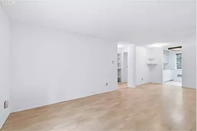 10000 SW Hall Blvd #4, Portland, OR 97223 - Photo 8
