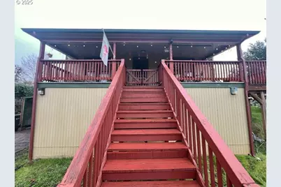 725 NE Denver St, Roseburg, OR 97470 - Photo 26