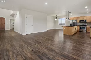 326 NE 77th Ave, Hillsboro, OR 97124 - Photo 6