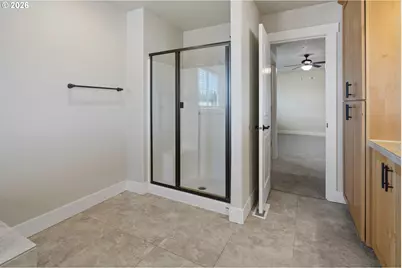 326 NE 77th Ave, Hillsboro, OR 97124 - Photo 20