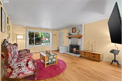 3251 SE 179th Ave, Portland, OR 97236 - Photo 4