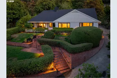 2105 Fairmount Blvd, Eugene, OR 97403 - Photo 2