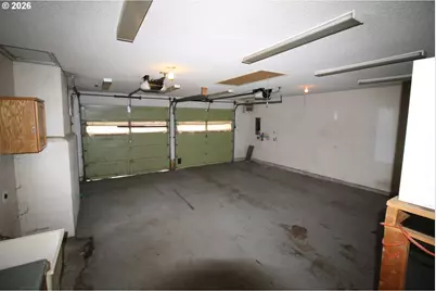 9513 NE Burton Rd, Vancouver, WA 98662 - Photo 10