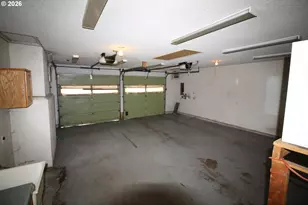 9513 NE Burton Rd, Vancouver, WA 98662 - Photo 10
