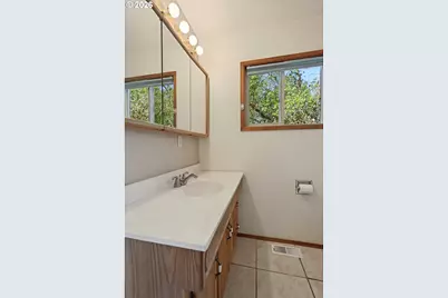 1116 McPherson St, Wasco, OR 97065 - Photo 32