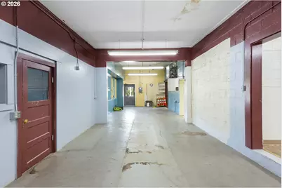 2727 Cascade Ave, Hood River, OR 97031 - Photo 16