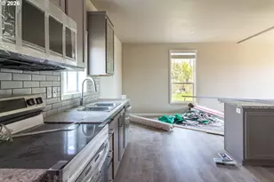 325 N Sloan, Stanfield, OR 97875 - Photo 22