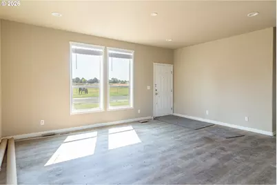 325 N Sloan, Stanfield, OR 97875 - Photo 18