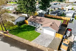 879 N Broadway St, Estacada, OR 97023 - Photo 34