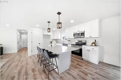 879 N Broadway St, Estacada, OR 97023 - Photo 10