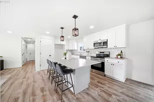 879 N Broadway St, Estacada, OR 97023 - Photo 10