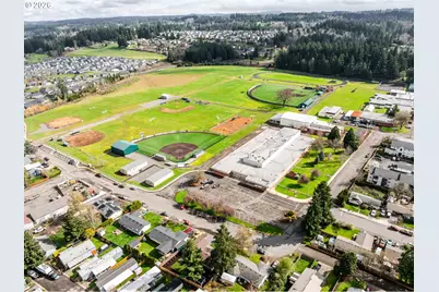 879 N Broadway St, Estacada, OR 97023 - Photo 36